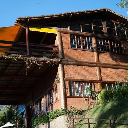 Spa e Hotel Fazenda Gaura Mandir-3